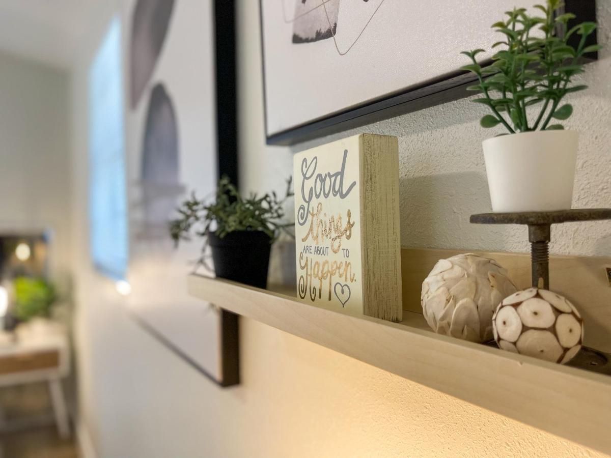 Cozy Home In Tampa Near Ybor & Busch Gardens エクステリア 写真