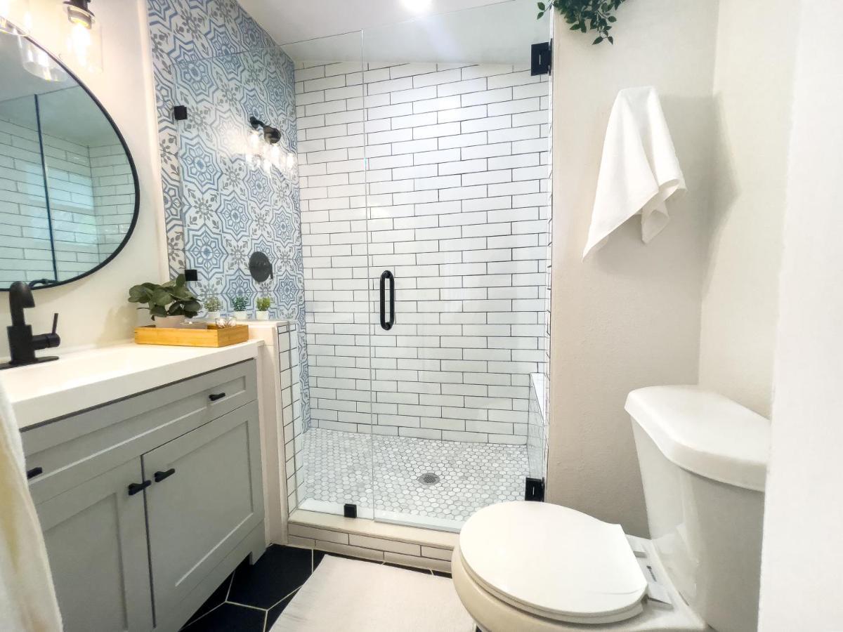 Cozy Home In Tampa Near Ybor & Busch Gardens エクステリア 写真