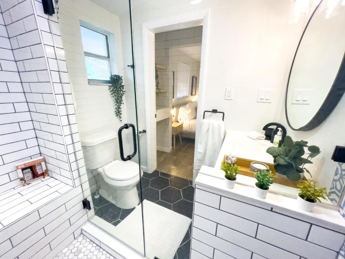 Cozy Home In Tampa Near Ybor & Busch Gardens エクステリア 写真